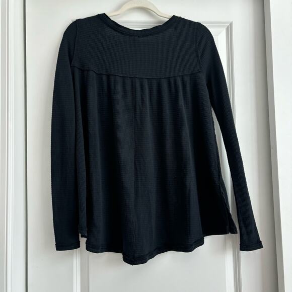 Free People Basic Pullover Henley Top Sz XS Black Essential Boho - Picture 5 of 7